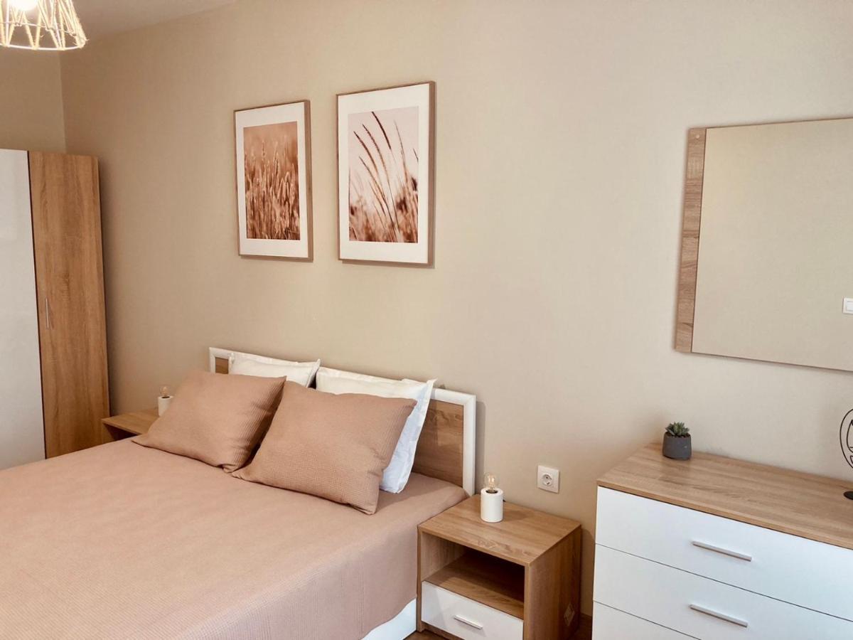 Pearl Apartments Burgas Stad Buitenkant foto