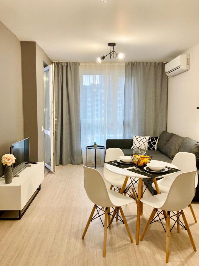 Pearl Apartments Burgas Stad Buitenkant foto