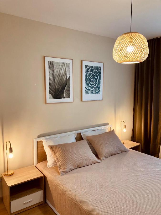 Pearl Apartments Burgas Stad Buitenkant foto