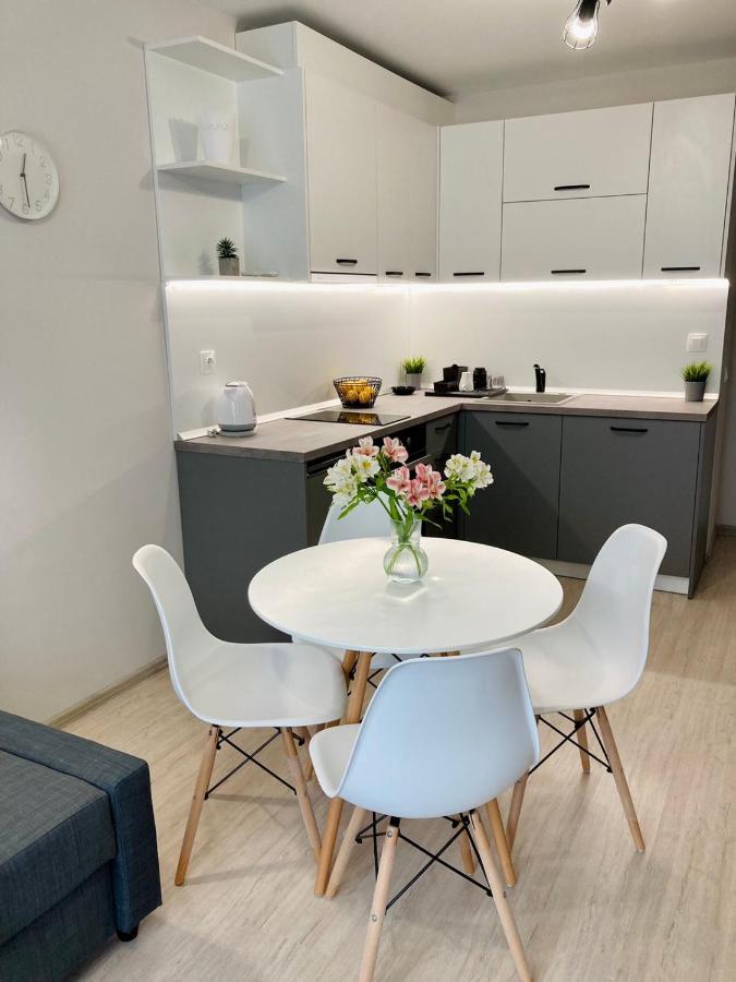 Pearl Apartments Burgas Stad Buitenkant foto